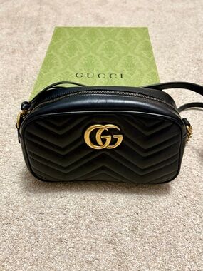 Gucci Black Leather GG Marmont Crossbody Bag with Gold Hardware